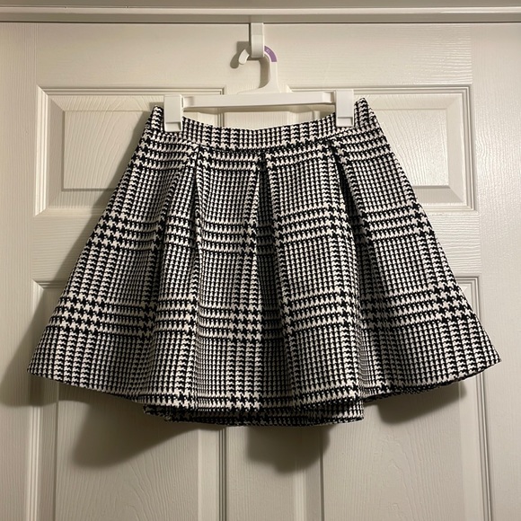 Express Houndstooth Circle Skirt Size 4 - Picture 1 of 5